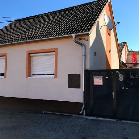 Apartman Marta Banka Екстер'єр фото