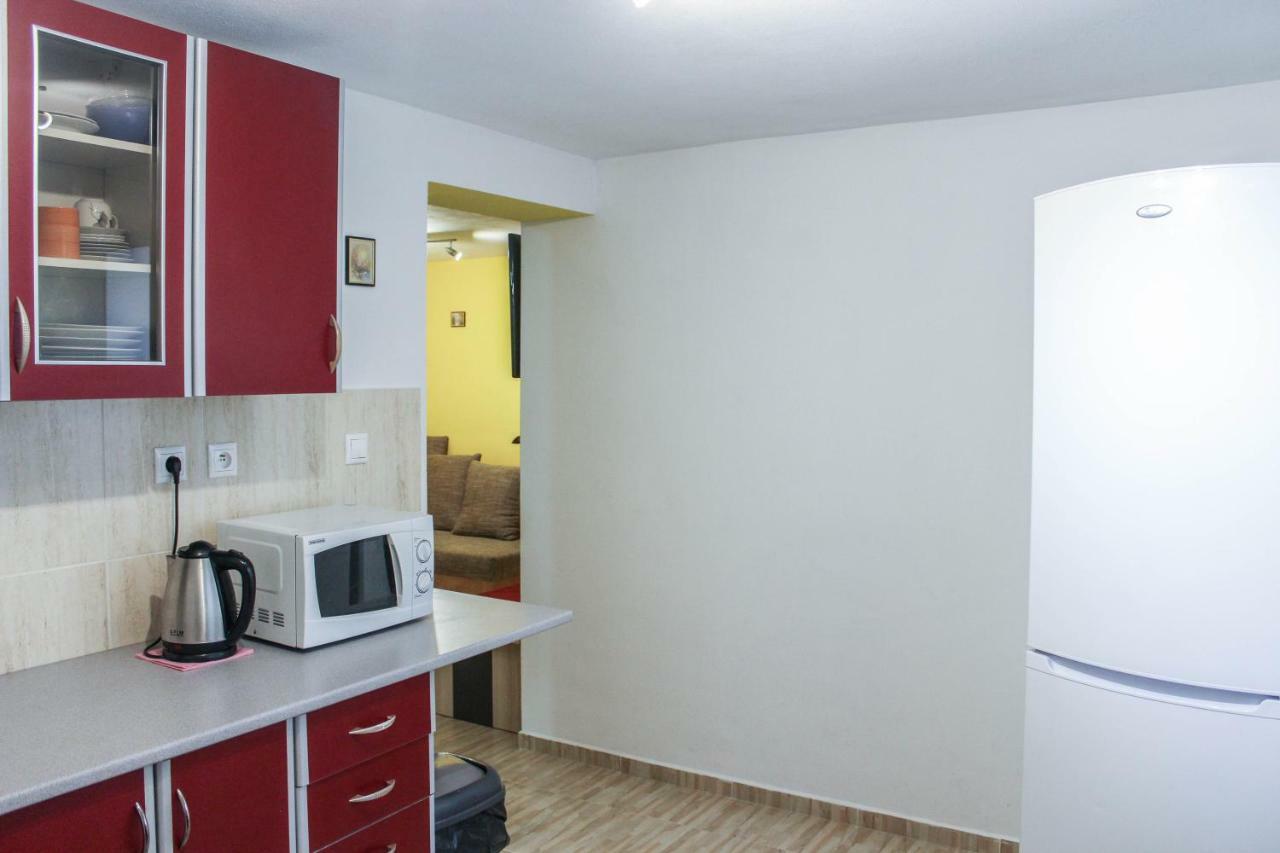 Apartman Marta Banka Екстер'єр фото